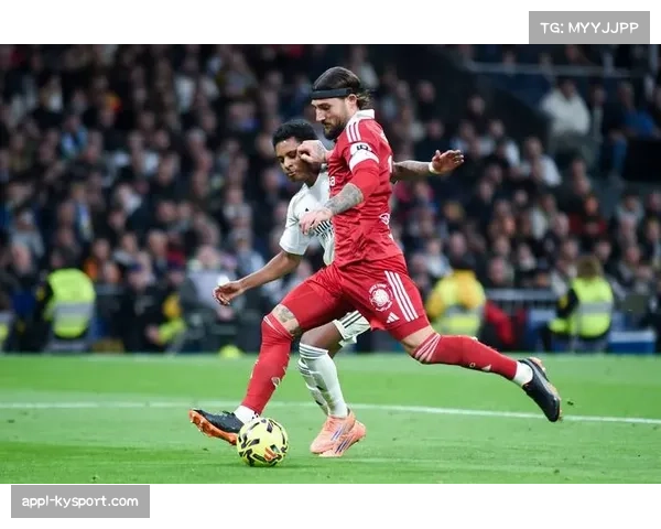 “西甲之星”青少年训练营在塞维利亚启动，吸引上千名小球员参与